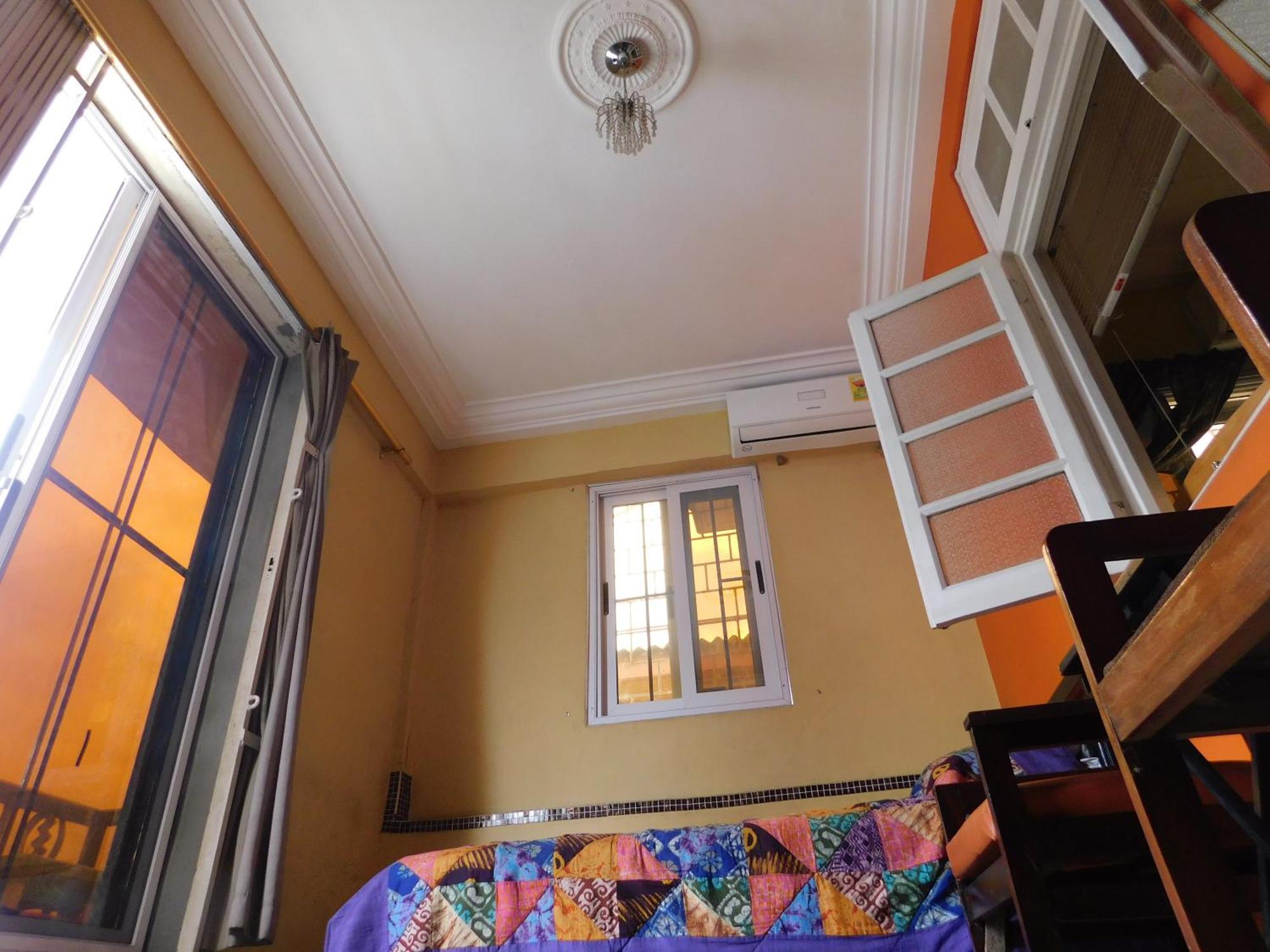 Jesiwa B'S Little Palace Accra Exterior photo
